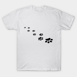 Image: Animal paw prints (black) T-Shirt